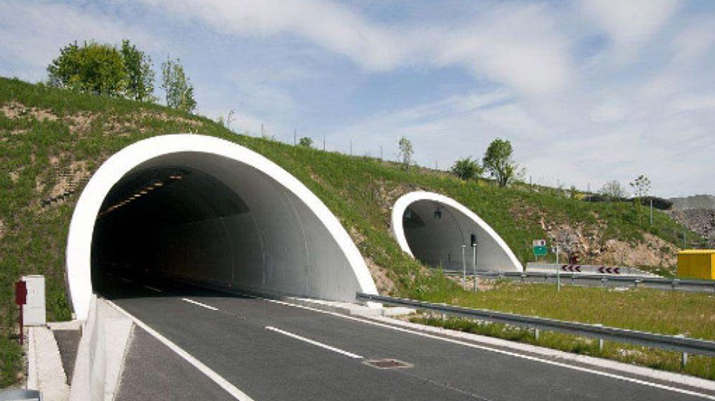 隧道、橋梁